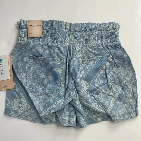Wallflower Juniors Printed Shorts Sammy Blue Size XS - Picture 4 of 11